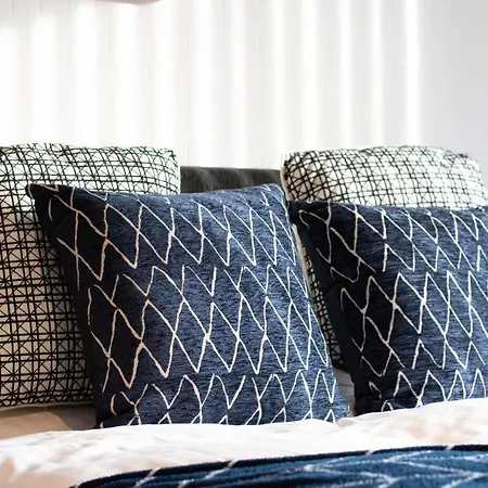 Ideal Lodgings In Whitefield *