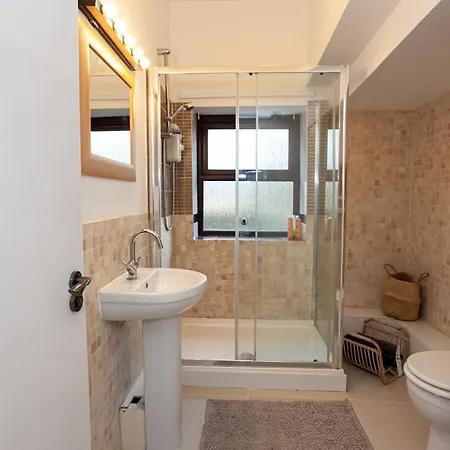 Guestready - Lovely 2br Flat 5 Min To Centre *