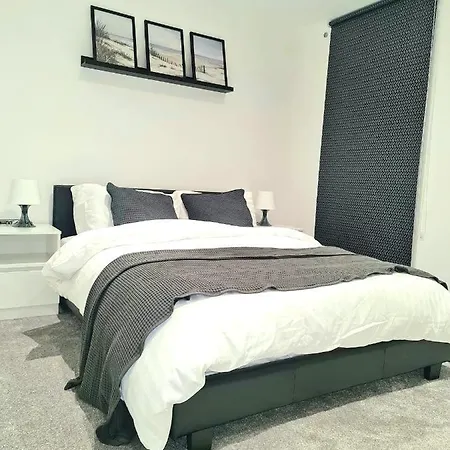 アパート 1-bedroom Aprt In Salford- Freeparking- Sleeps3 マンチェスター