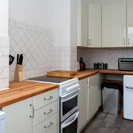 Guestready - Lovely 2br Flat 5 Min To Centre *