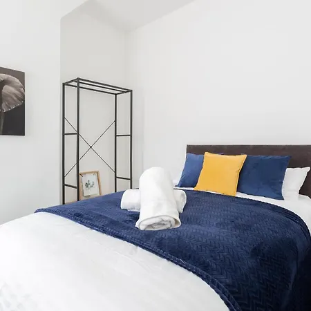 Сasa de vacaciones Clayton House - Spacious Near Etihad Stadium Mánchester