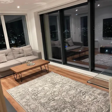 Luxury With Balcony Views アパート マンチェスター
