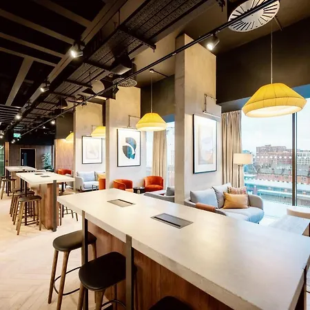 Wilde Centre 4* Μάντσεστερ