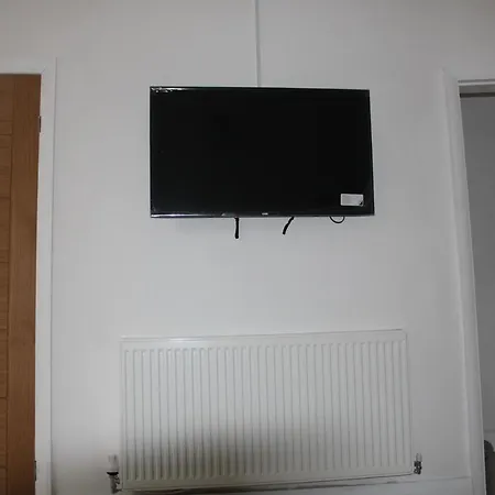 Beautiful, Spacious, Old Trafford Holiday home *
