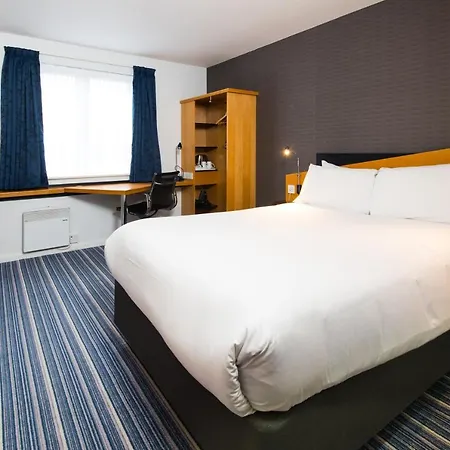 Express East By Ihg 3*