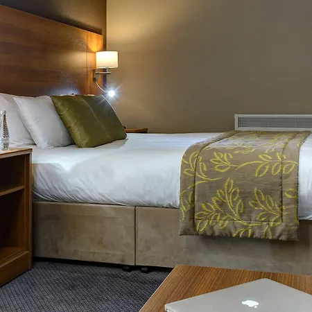 Western Manchester Cresta Court Altrincham