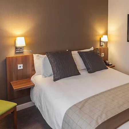 Western Manchester Cresta Court Hotel Altrincham