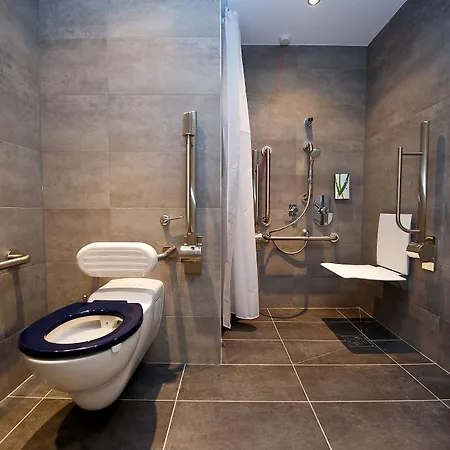 Staycity Piccadilly 4*