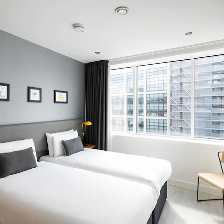 Staycity Piccadilly Lägenhetshotell 4*