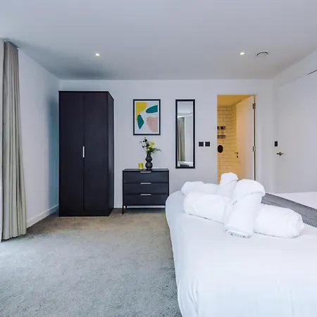 Hilltop Serviced - Piccadilly