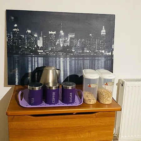 Beautiful Basement En-suite * Manchester