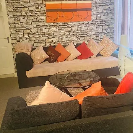 Privatunterkunft Beautiful Basement En-suite Manchester
