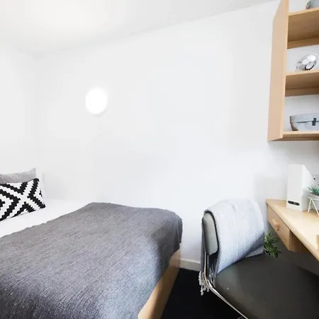 招待所 Modern Rooms For Students Only, Manchester - Sk