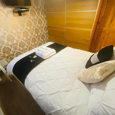 Richflo Facility * Manchester