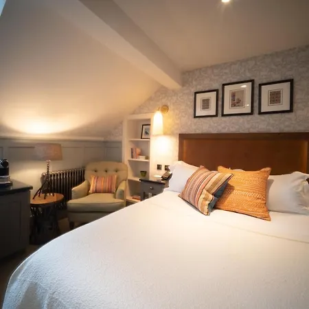 Szálloda Eleven Didsbury Park 4*