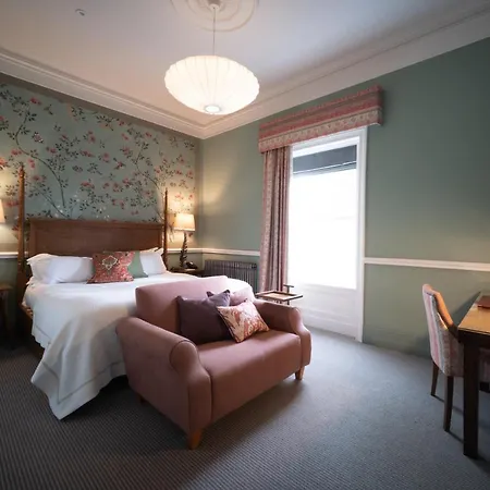Eleven Didsbury Park 4*
