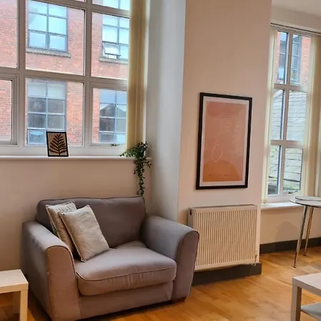 Spacious, Bright And Airy Centre Flat. Unique Converted Mill. דירה מנצ'סטר