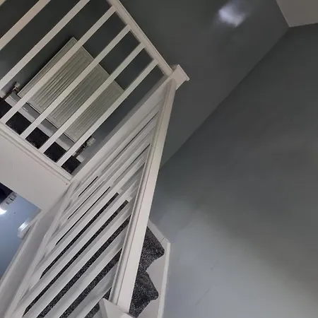 Spacious House In 別荘 マンチェスター