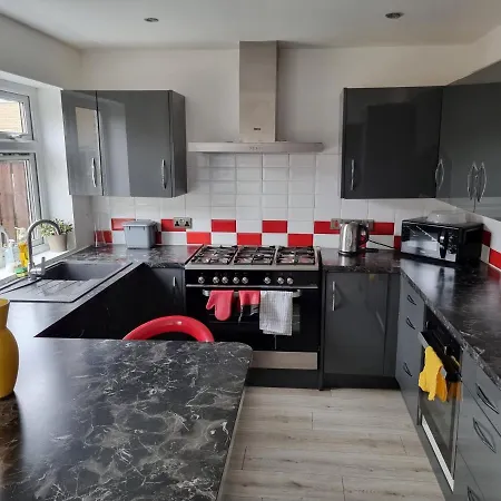 別荘 Great Value Comfort Free Parking Near マンチェスター