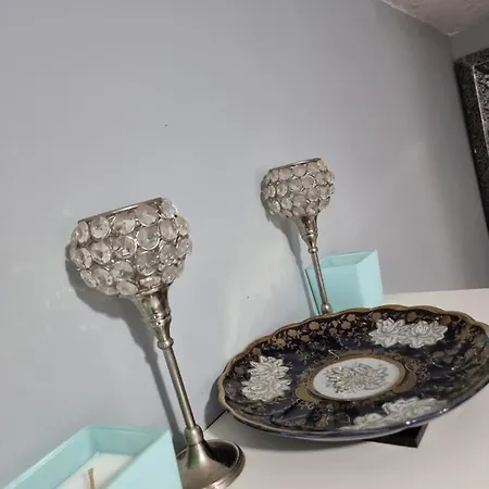 Great Value Comfort Free Parking Near *