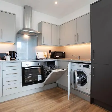 Pillo Serviced - Arena Manchester