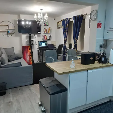 Bed and Breakfast Cozzy *