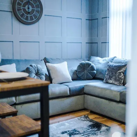 펜션 3 Bedroom House Hosted By Mcr Dens