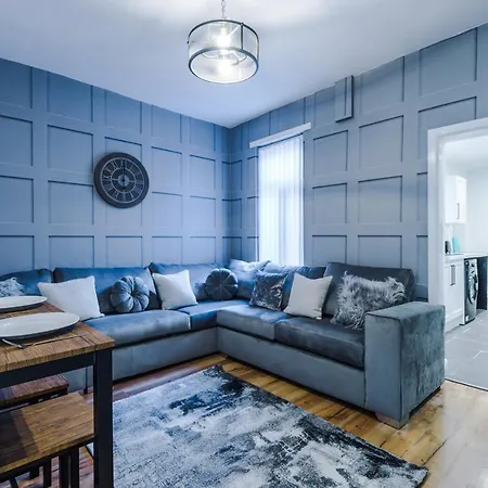 펜션 3 Bedroom House Hosted By Mcr Dens