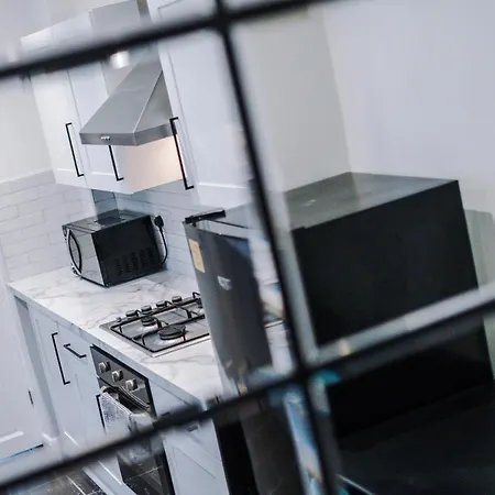 펜션 3 Bedroom House Hosted By Mcr Dens