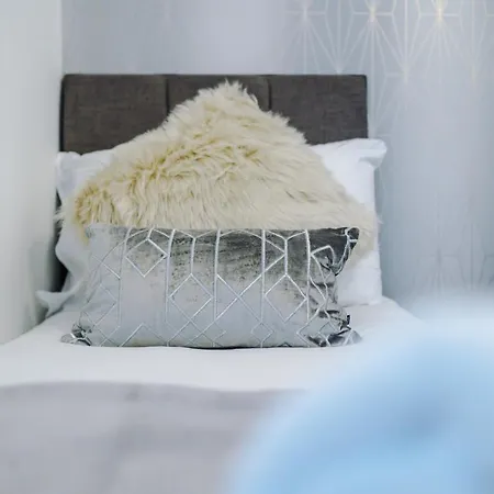 펜션 3 Bedroom House Hosted By Mcr Dens