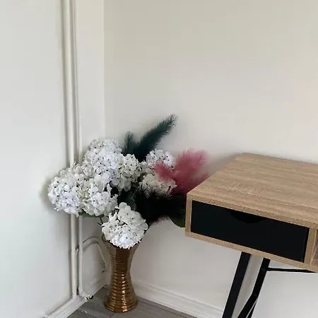 Bv Luxury Spacious 3 Bedroom House At Isaac Close 펜션
