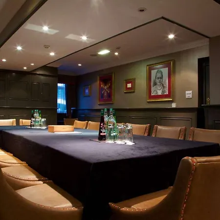 Hotell South