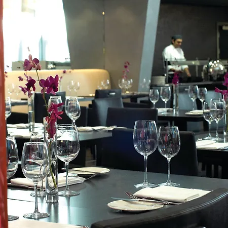 Hotel Crowne Plaza Centre By Ihg 4*