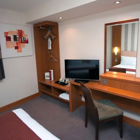 Holiday - Central Park, An Ihg Manchester