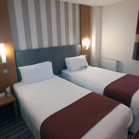 Hotel Holiday - Central Park, An Ihg 4*