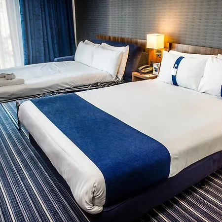 Express Centre By Ihg Hotel