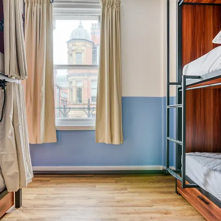 Malacuna * Manchester