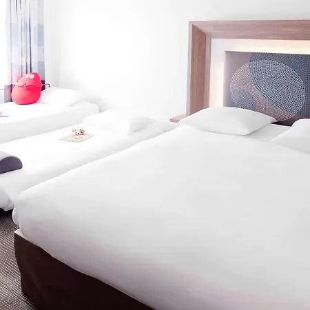 Hotel Novotel Centre 4*