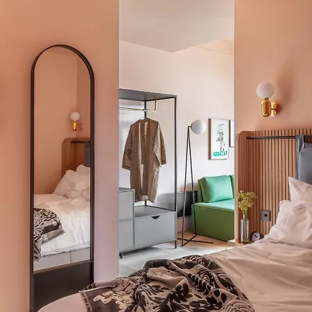 Whitworth Locke 4* Manchester