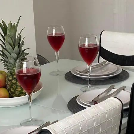 Cosy Cheerful 2 Bedrooms Near Piccadilly, Etihad Stadium Sleeps Up To 5 * Manchester