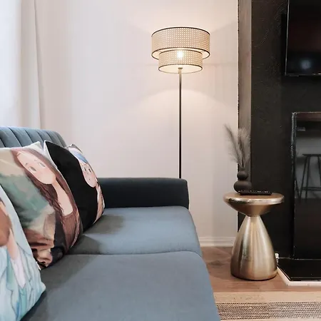 Bee - Byron House Semesterbostad