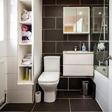 Stunning 1bd Flat Close To Centre Apartment