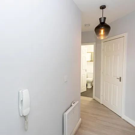 Pillo Serviced - Trafford Διαμέρισμα