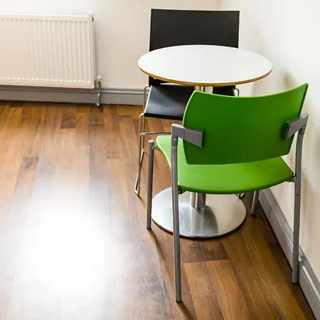 Ξενοδοχείο με διαμερίσματα Empress House