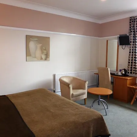 Hotel The Old Station House 3*