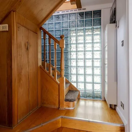 Cressingham House Holiday home *