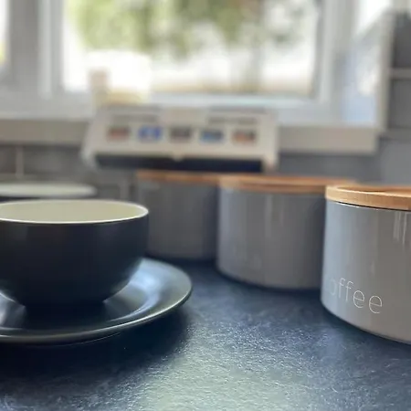 2 Bedroom House With Garden