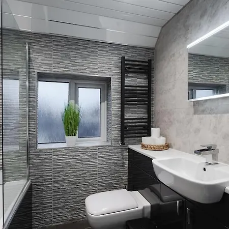 Cressingham House Holiday home *