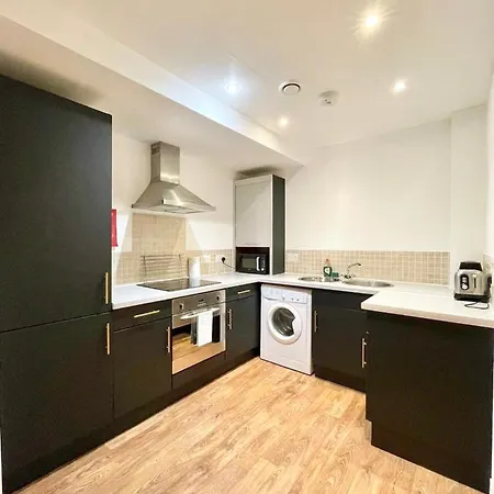 Lovely 2 - Bedroom In Centre * Manchester