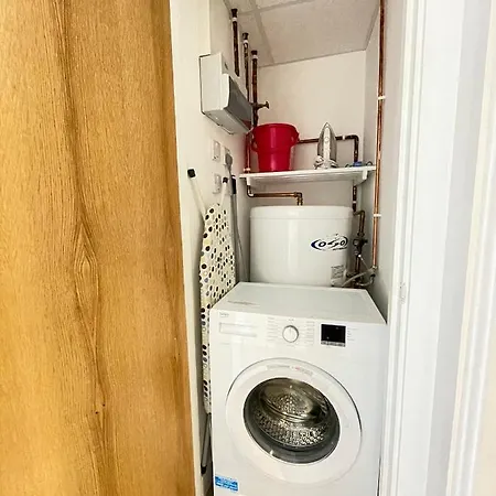 Centre, Floor Apartment, Two Balconies מנצ'סטר